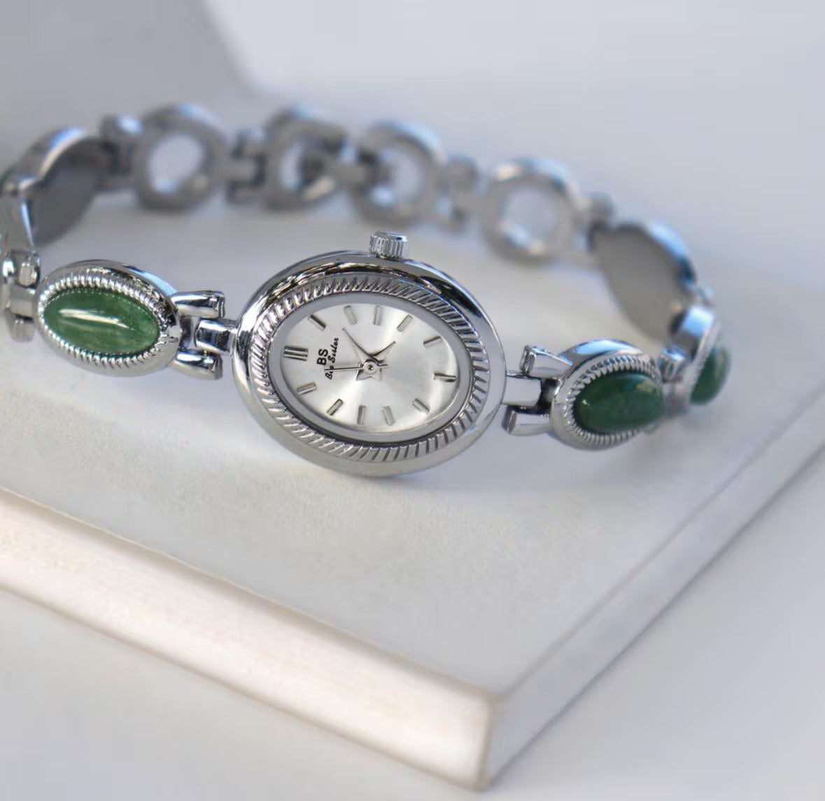Old money silver gemstone watch | Vintage inspired