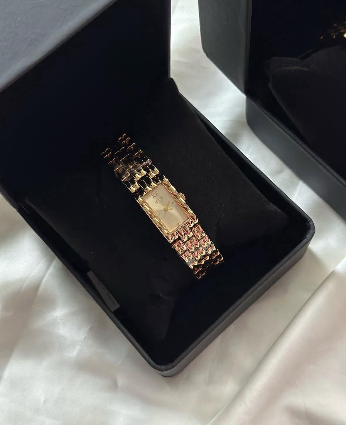 Gold women rectangle Vintage watch