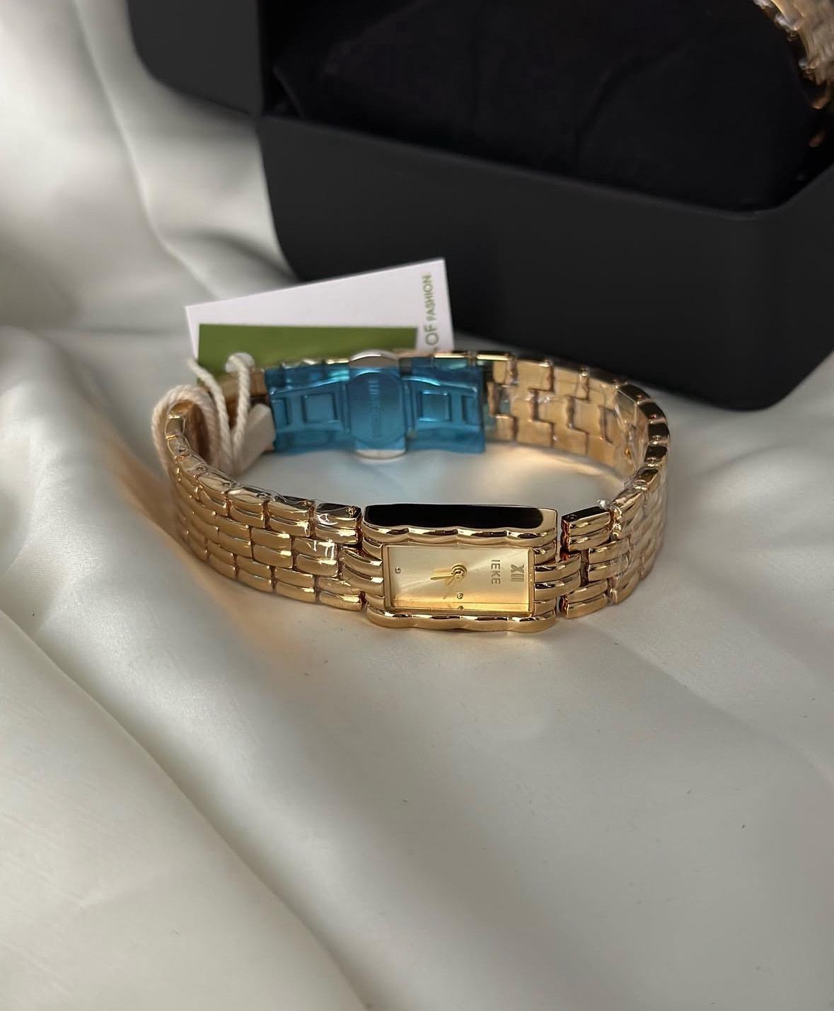 Gold women rectangle Vintage watch