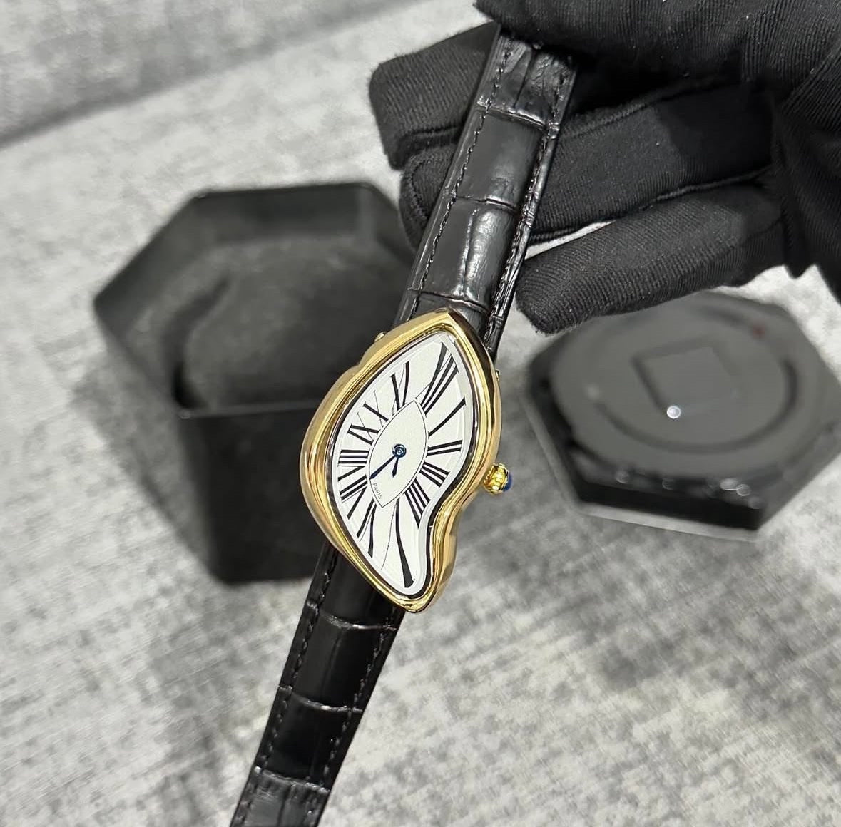 Luxury vintage inspired leather gold watch, Melting watch Unisex crash