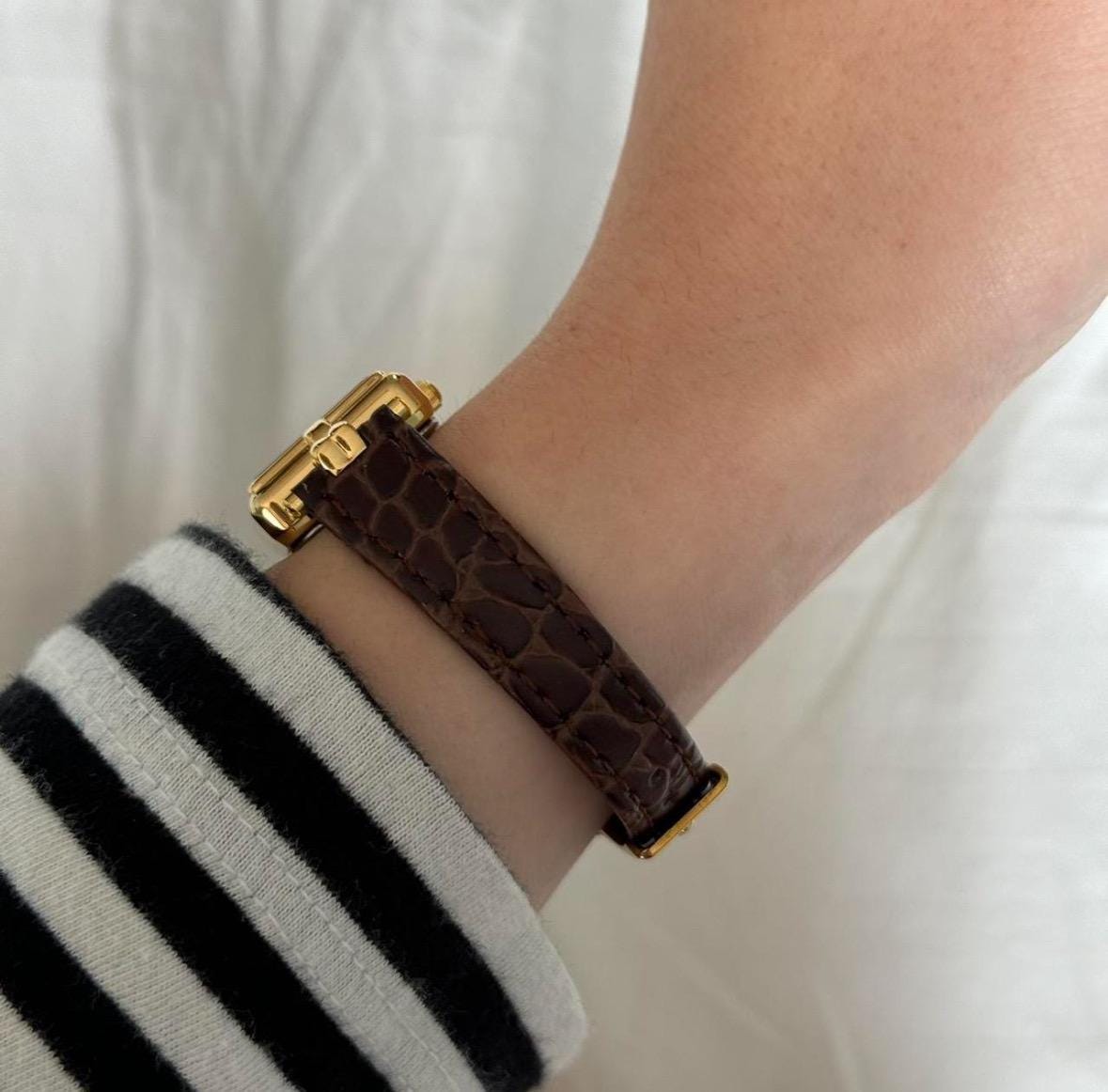 Vintage dainty gold watch