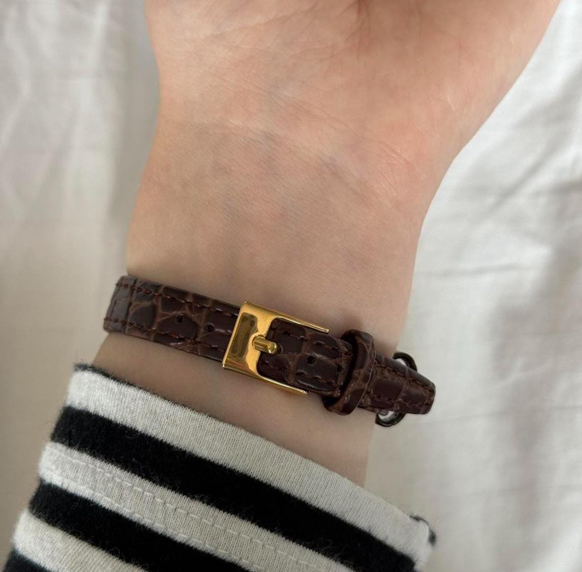Vintage dainty gold watch