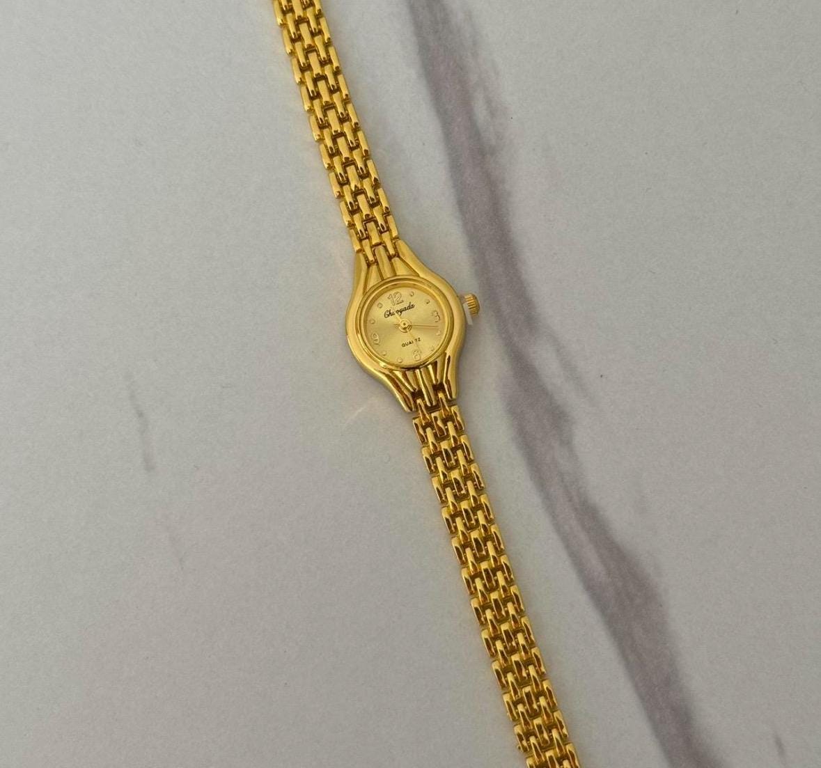 Vintage Gold Watch minimalist
