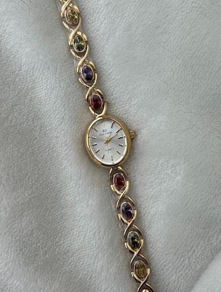 Vintage Dainty Gold Watch, Old Money women watch