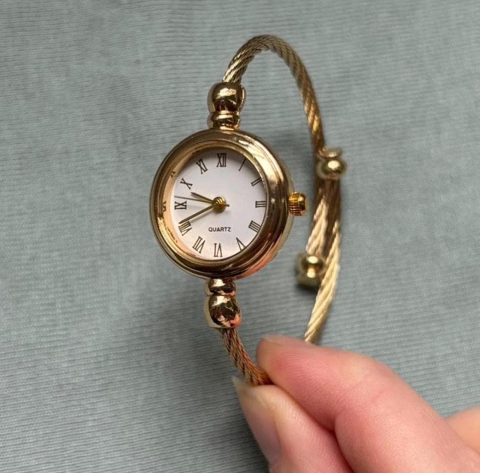 Dainty gold watch, vintage watch women
