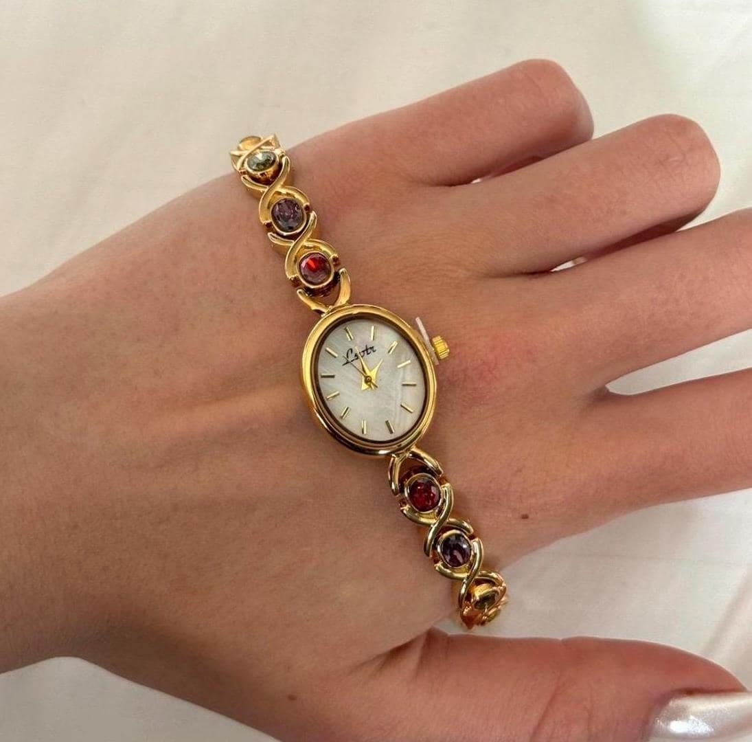 Vintage Dainty Gold Watch, Old Money women watch