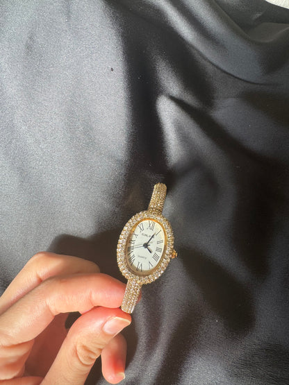 Gold bangle watch watch | Vintage inspired