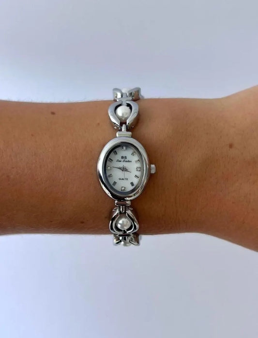 Montre vintage en argent délicat, montre femme - montre perle