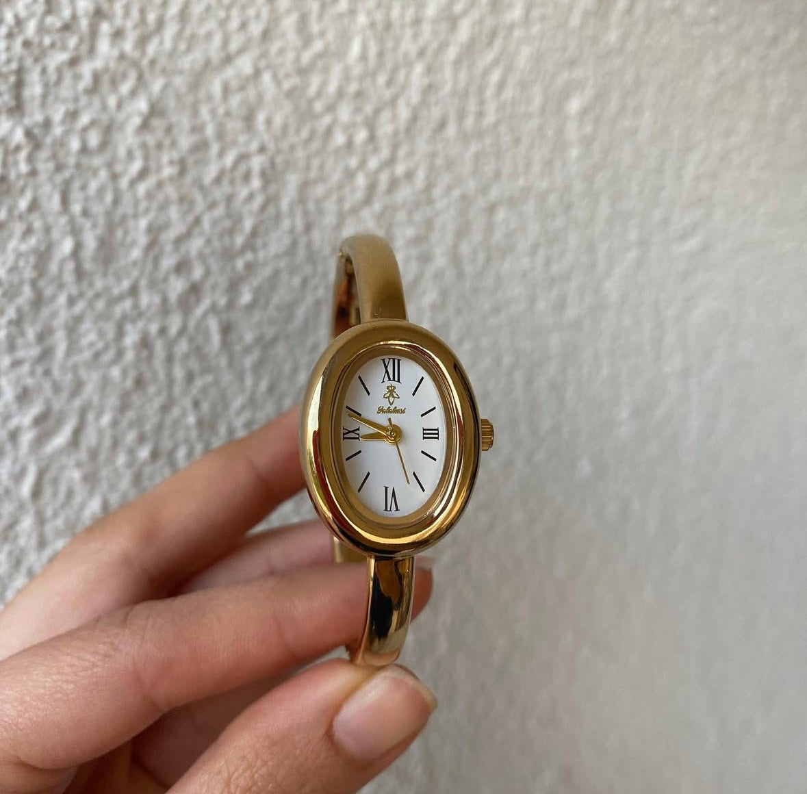Gold bangle watch watch | Vintage inspired
