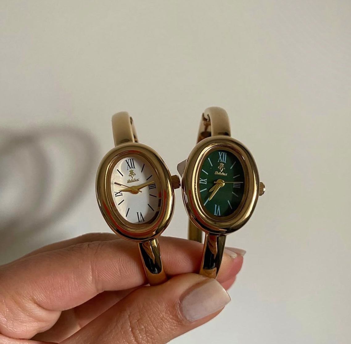 Gold bangle watch watch | Vintage inspired