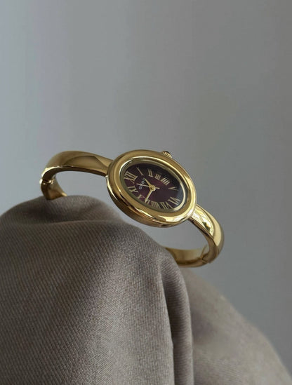 Gold bangle watch watch | Vintage inspired