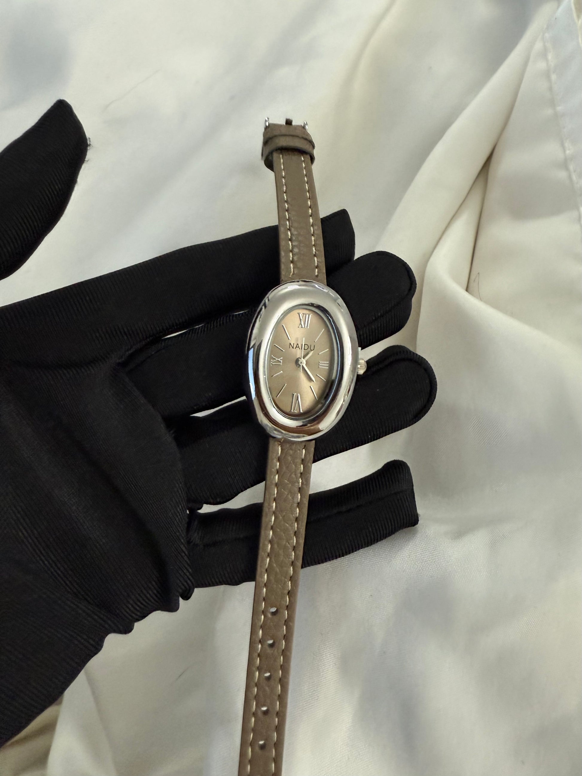 Burgundy luxury leather oval watch - PrettyCuteWrist