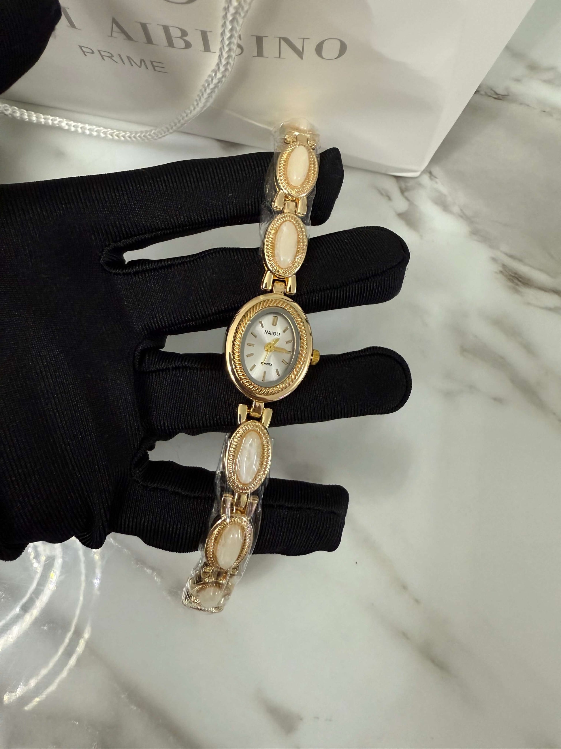 Old money gold gemstome watch | Vintage inspired - PrettyCuteWrist
