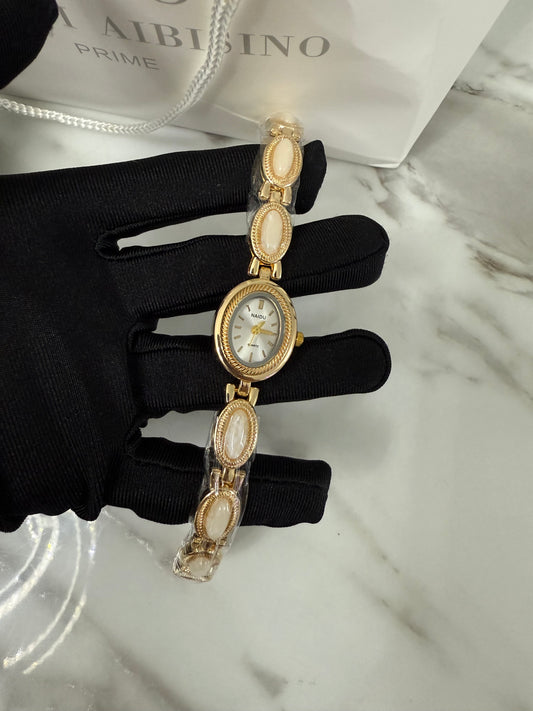 Old money gold gemstome watch | Vintage inspired