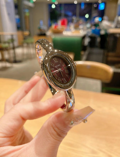 Gold bangle watch watch | Vintage inspired