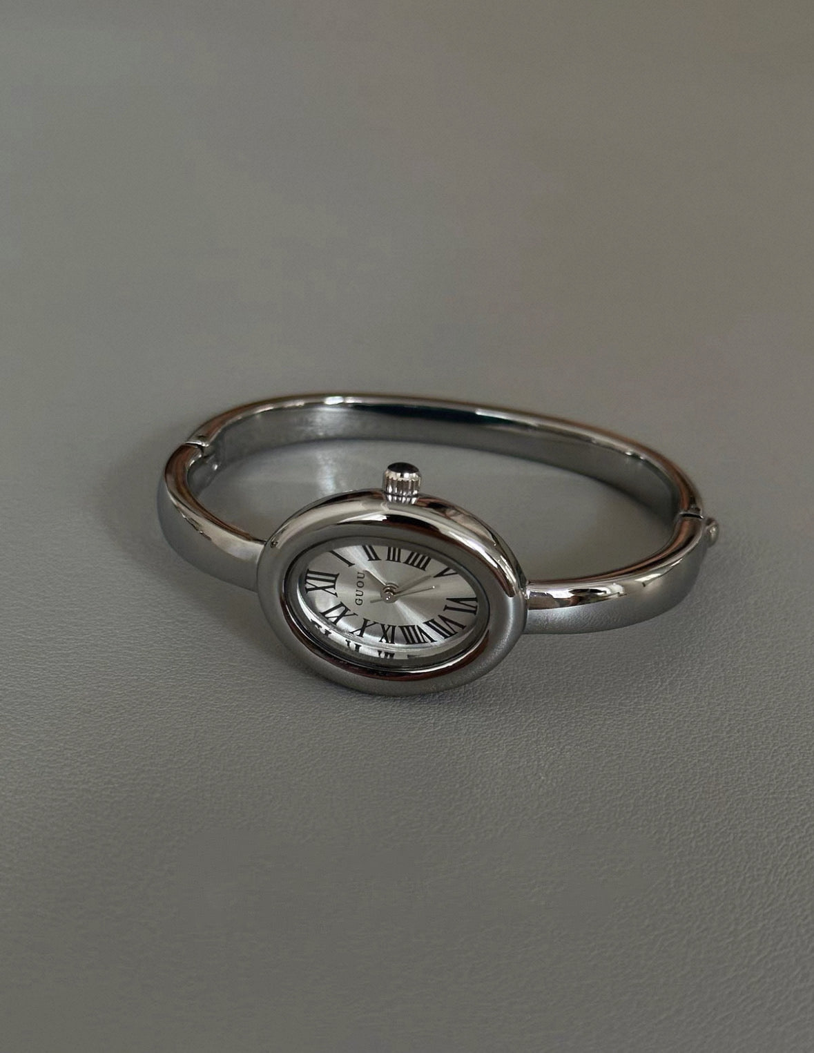 Gold bangle watch watch | Vintage inspired