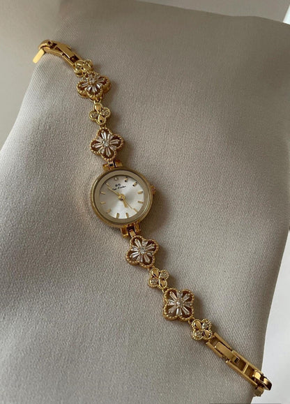 Vintage women old money gemstone watch