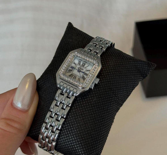 Montre vintage en argent délicat, montre femme - montre classique, montre style panthère