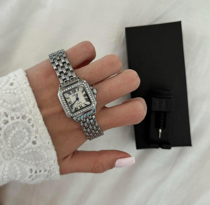 Montre vintage, montre délicate, montre en or pour femme
