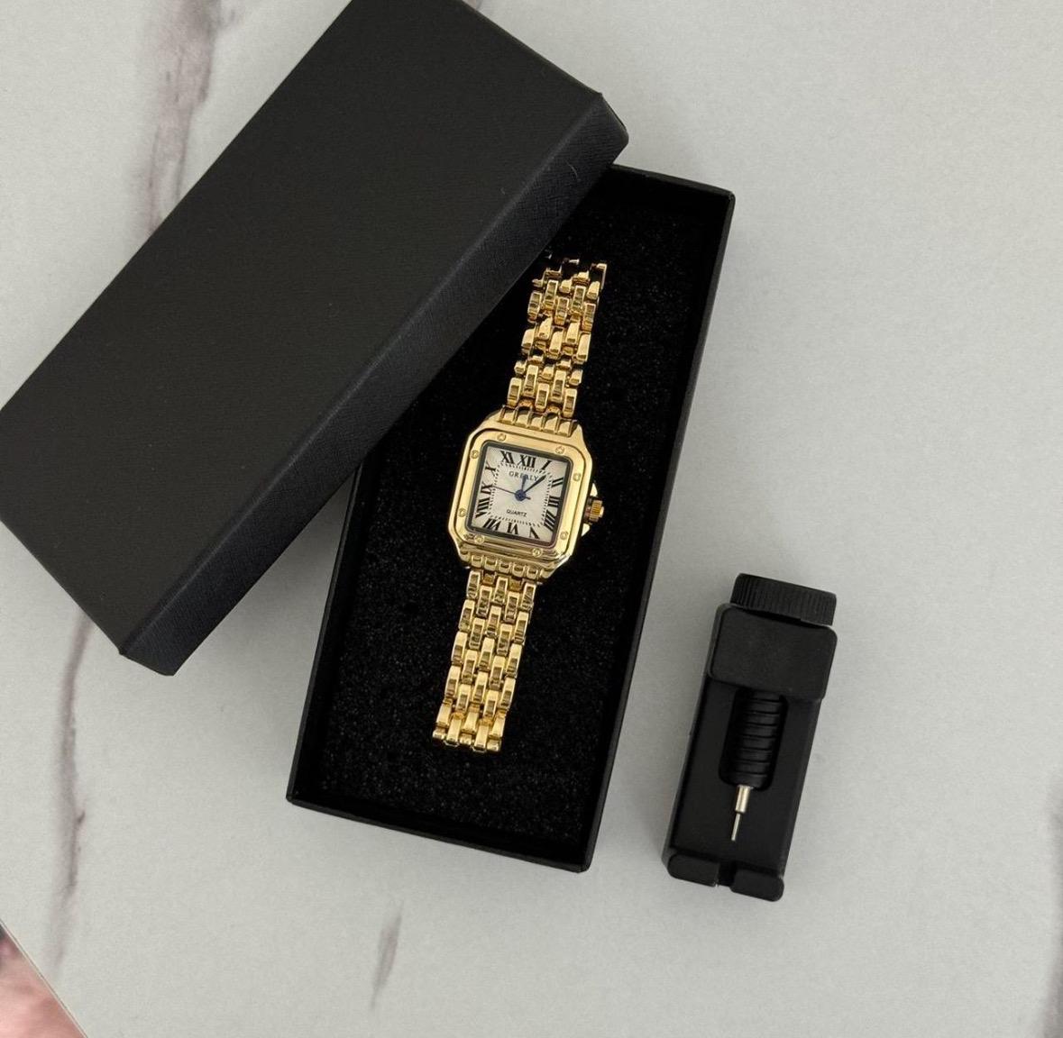 Square Dial Gold Vintage Women Panthere style Watch