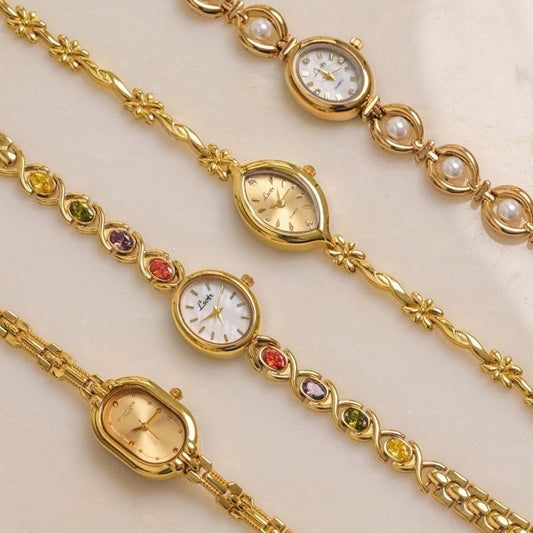 Montre vintage en or, montre femme délicate en pierres précieuses