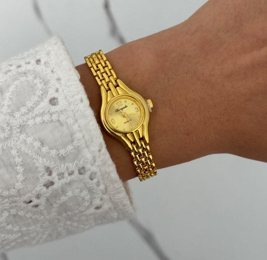 Vintage Gold Watch minimalist