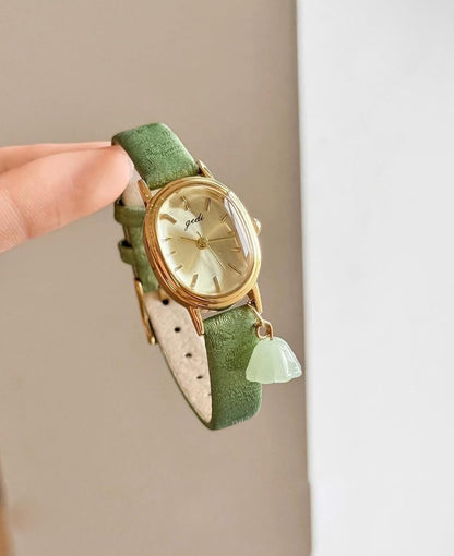 montre vintage, montre verte délicate, montre ovale carrée en cuir pour femme